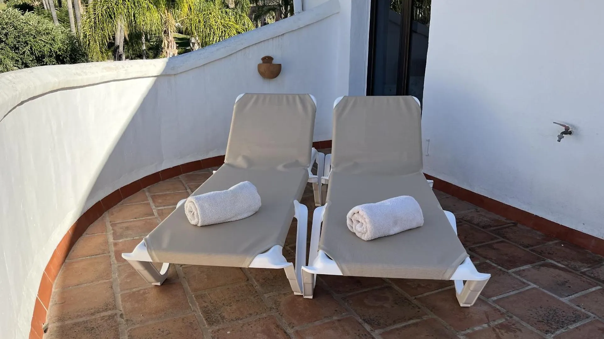 Rabat 7 Oasis Properties Nerja 0*,